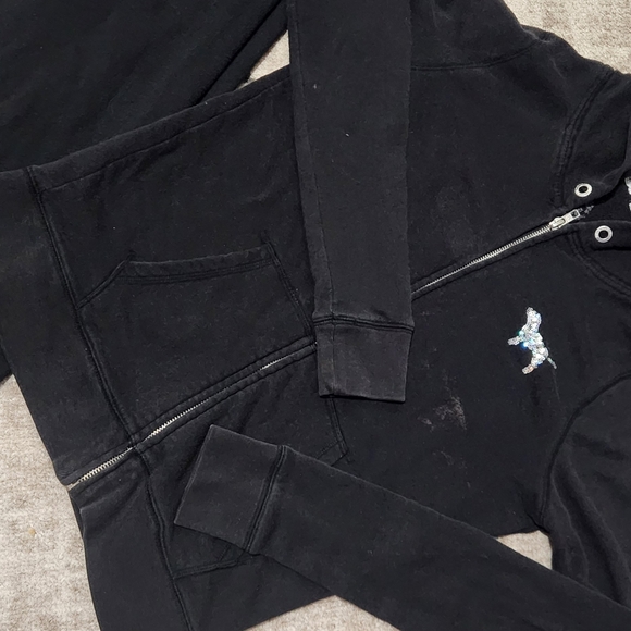 PINK Victoria's Secret Black Sequin Jogger Set - Picture 3 of 3